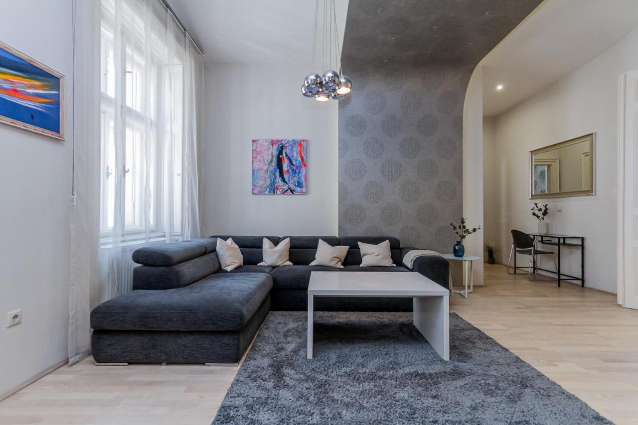 Andrassy Str. Luxury Apartment Budapest Eksteriør bilde